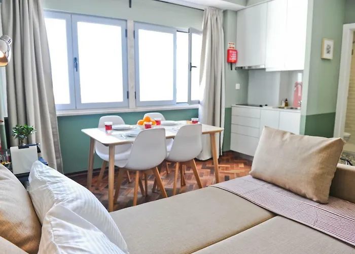 Prosecco Lifestyle In By Misha's Place 4b * Лиссабон
