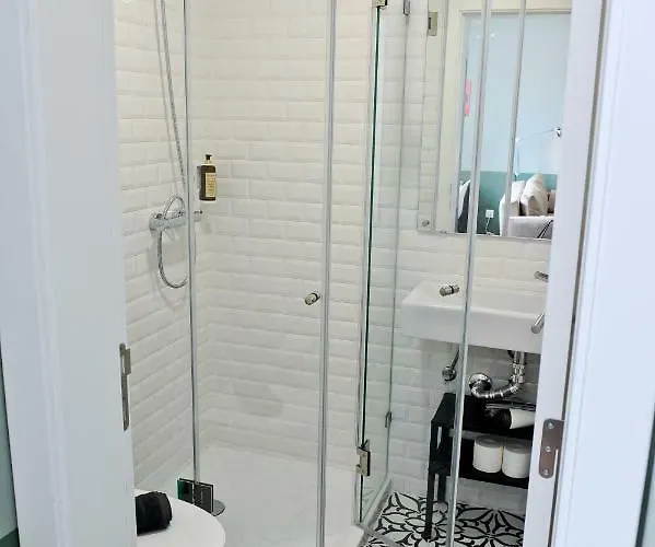Prosecco Lifestyle In By Misha's Place 4b Апартаменты *